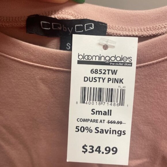 Bloomingdale's Outlet: Dusty Pink T-Shirt Top with Train - Picture 2 of 3
